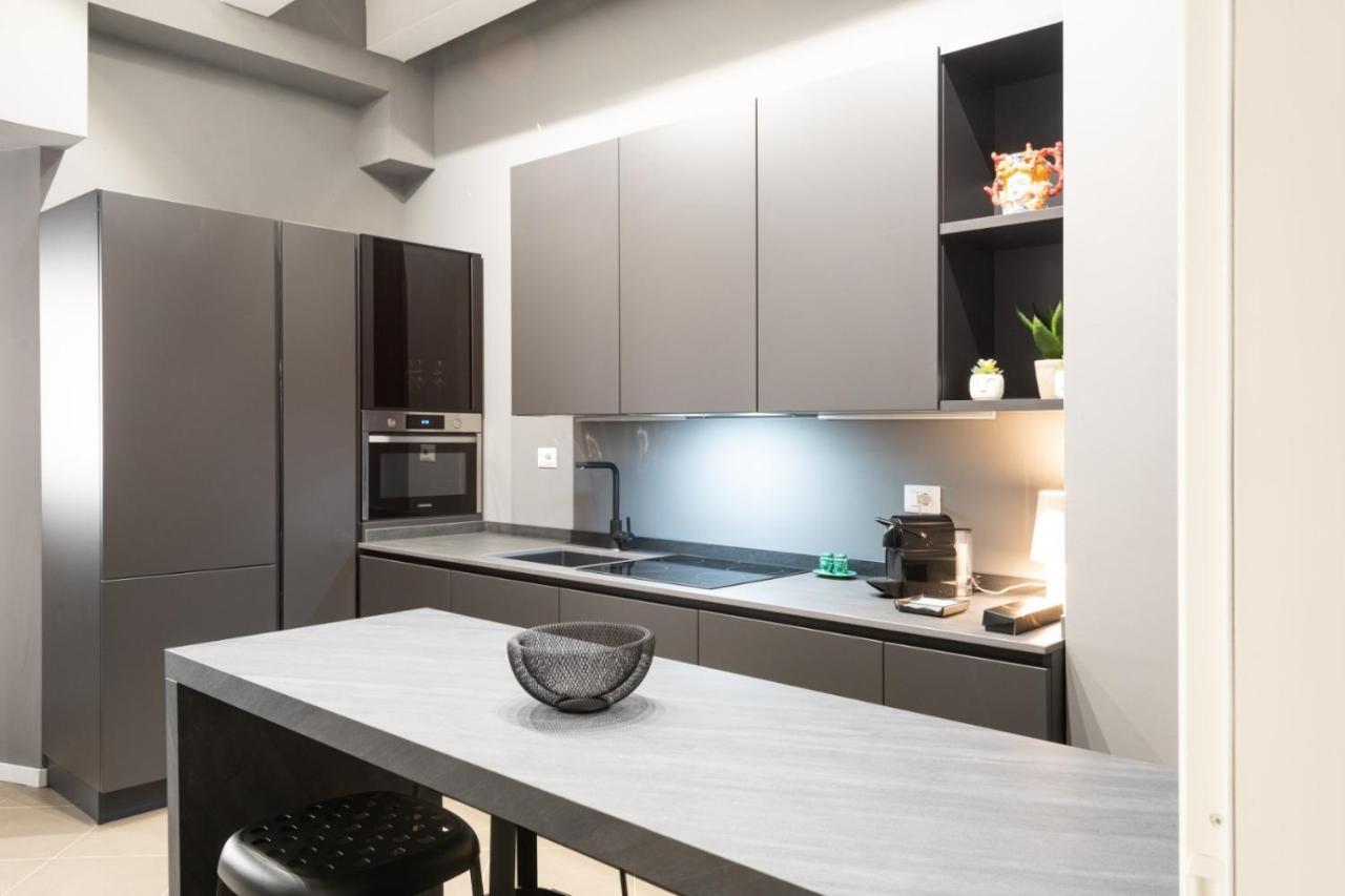 Carlo Suite Apartments Con Vasca Idromassaggio 팔레르모 외부 사진